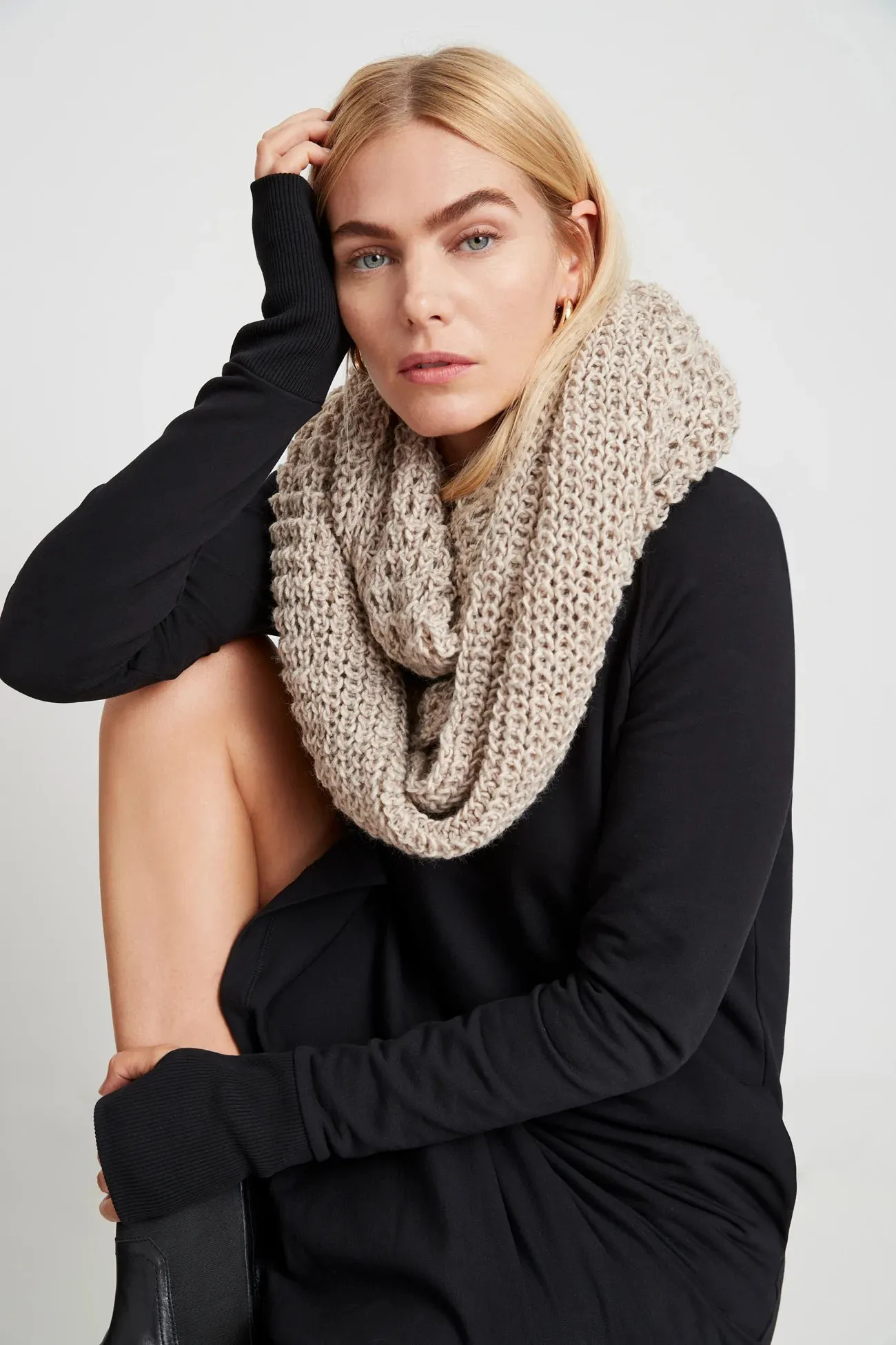 Glow Club Free Gift — Beige London Scarf