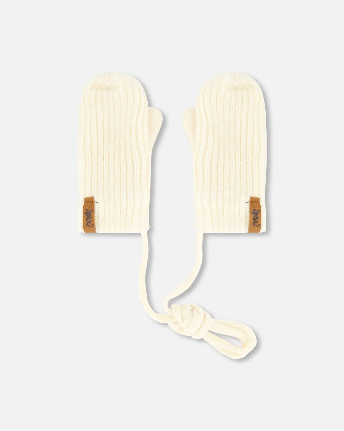 Knitted Mittens With String Off White