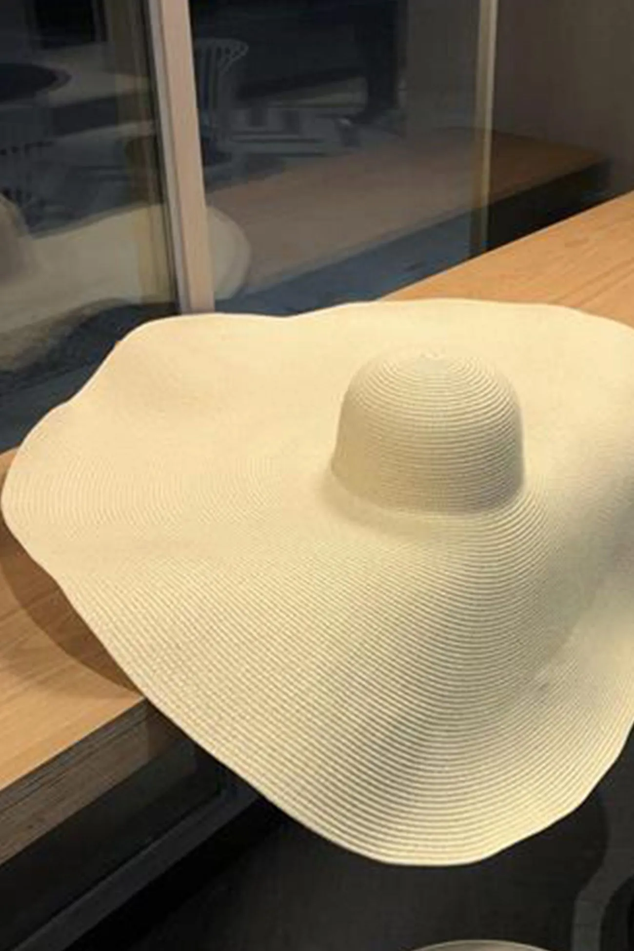 Large Brim Foldable Straw Hat