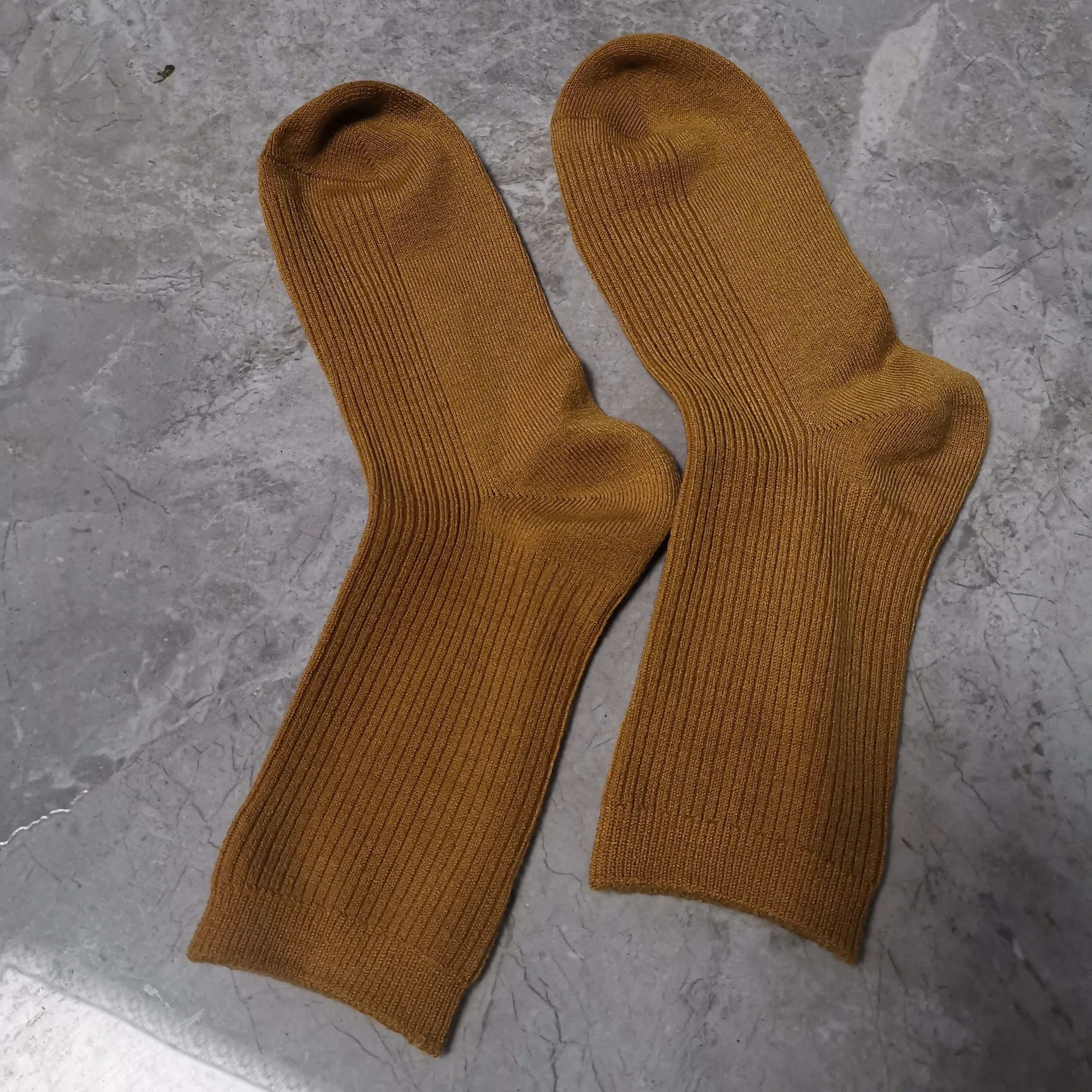 Men and Women Winter Warm Cashmere Wool Middle Tube Socks