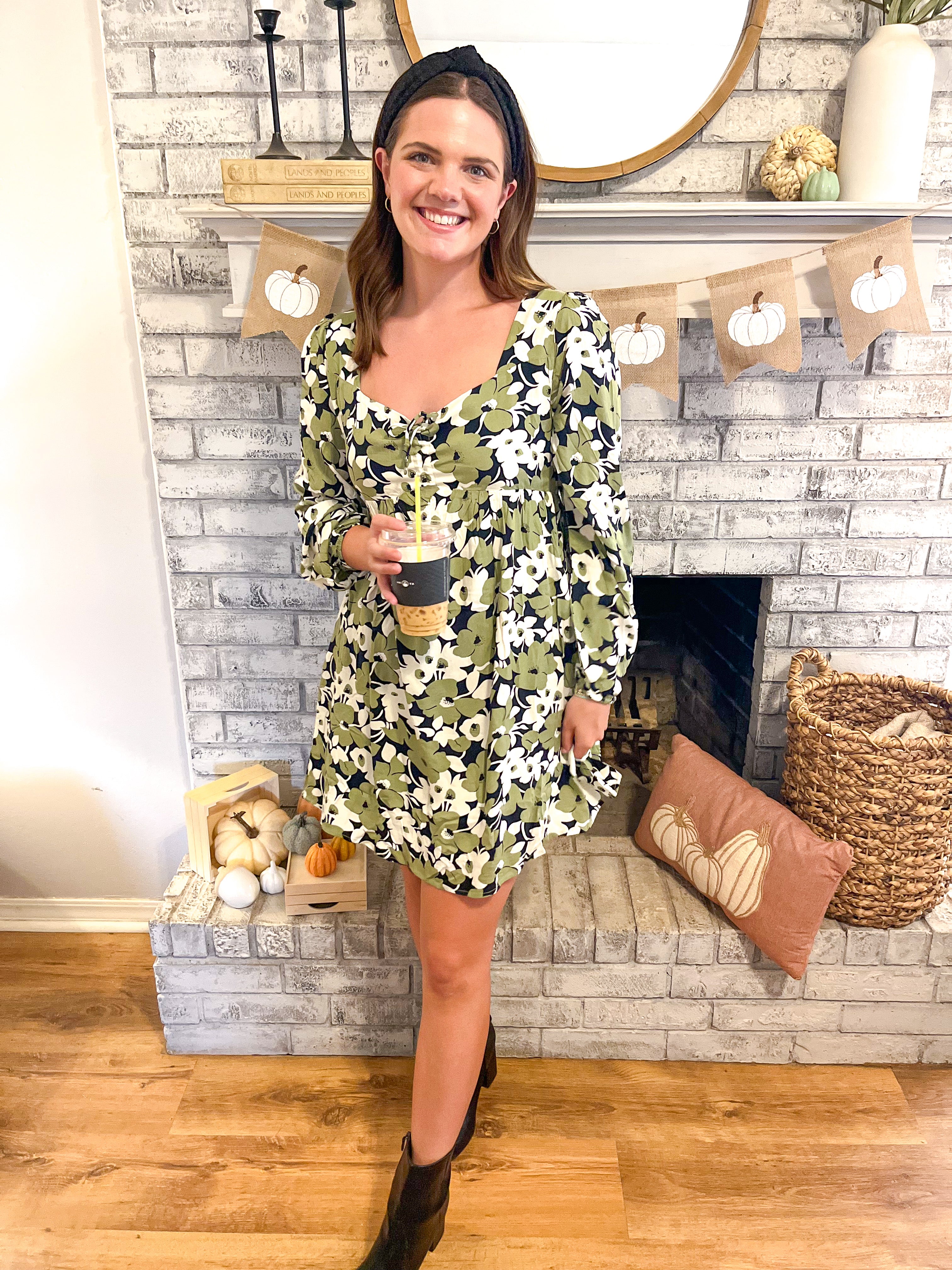 SMOCKED FLORAL PRINT MINI DRESS - OLIVE COMBO