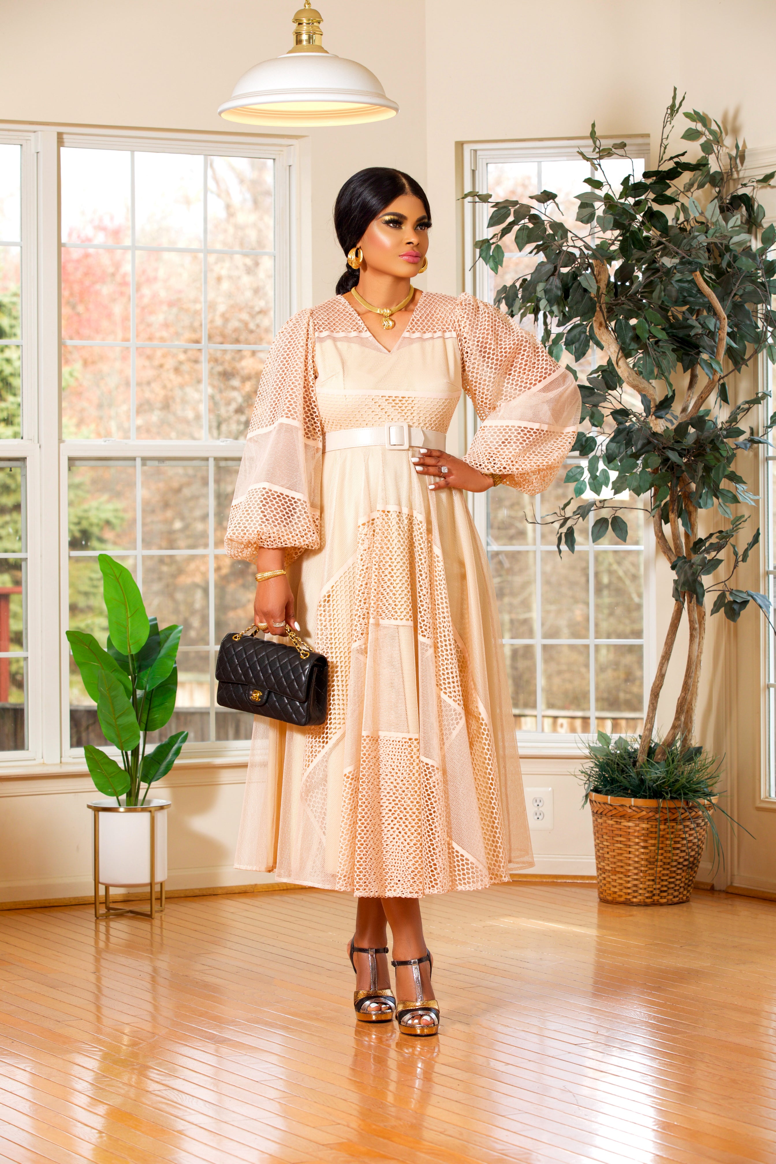 TAN/LACE PUFFY LONGSLEEVE MIDI DRESS